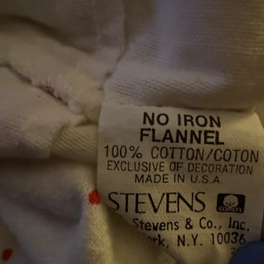 Playful Polar Bear Print Flannel Cotton Twin Sheet Set. White w Red, Blue, Green - Picture 5 of 5
